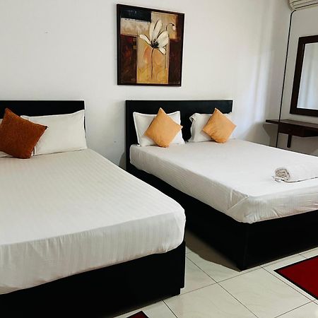 Sobaya Residence Ambalantota Екстер'єр фото