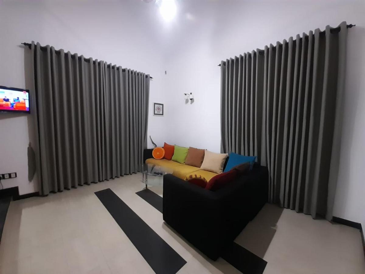 Sobaya Residence Ambalantota Екстер'єр фото