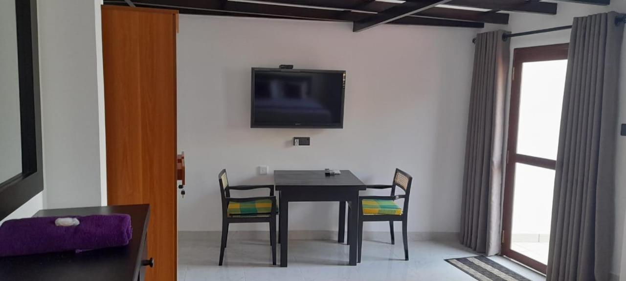 Sobaya Residence Ambalantota Екстер'єр фото