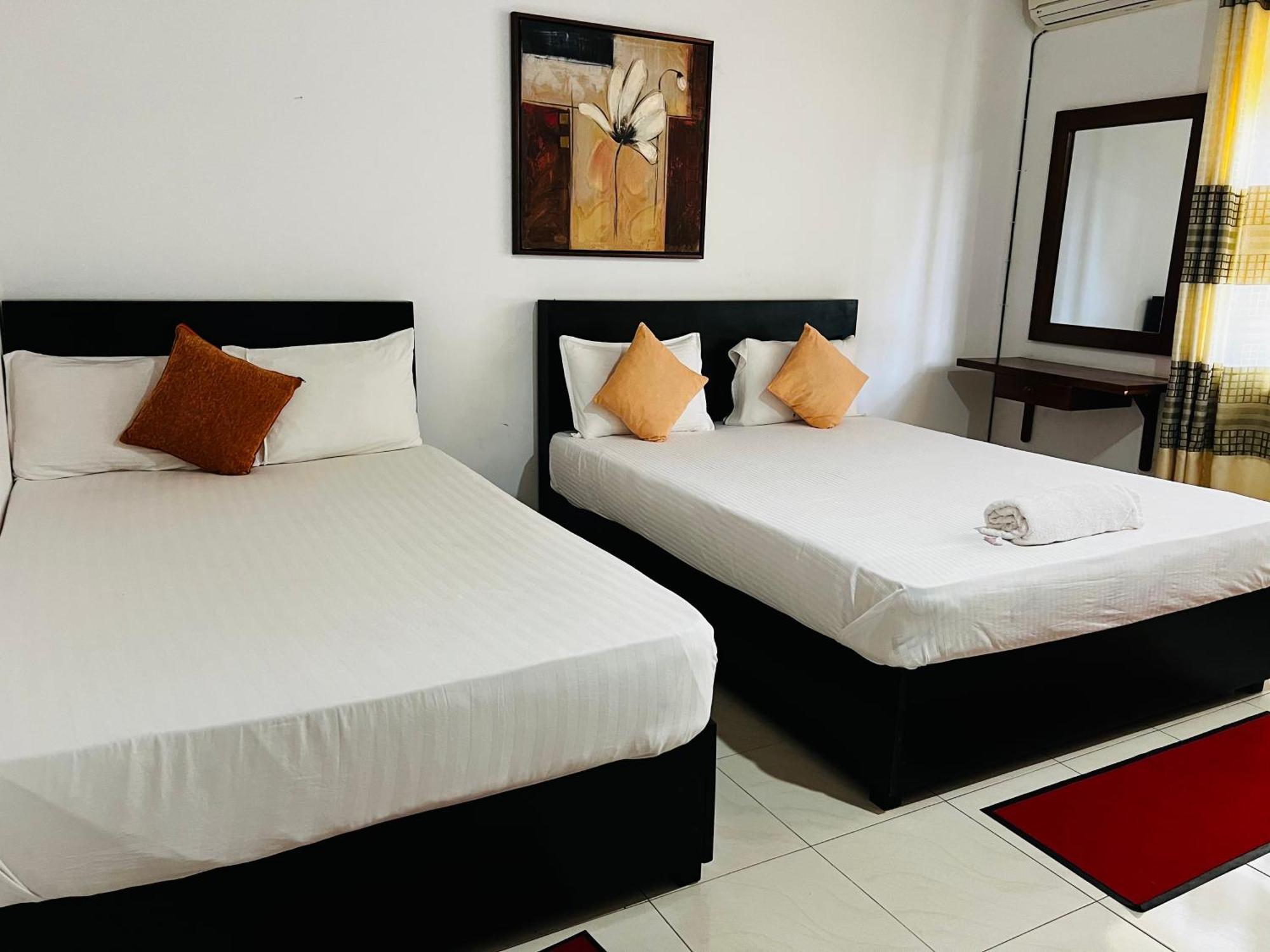 Sobaya Residence Ambalantota Екстер'єр фото